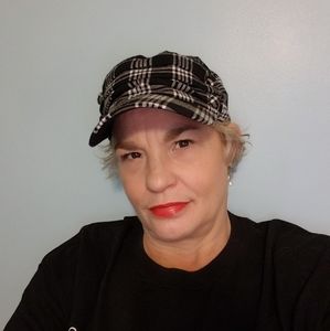 Meet your Posher, Sherry